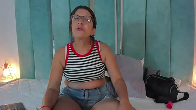 Keyla Milf online show from February 2026 10:42:02 AM