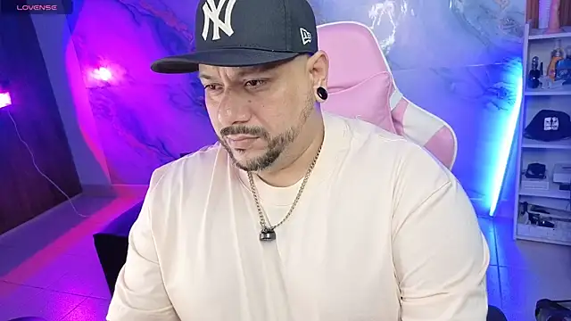 Snapshot of jacoob_woods chatting on April 2026 01:19:01 AM jacoob woods online show from April 2026 01:19:01 AM