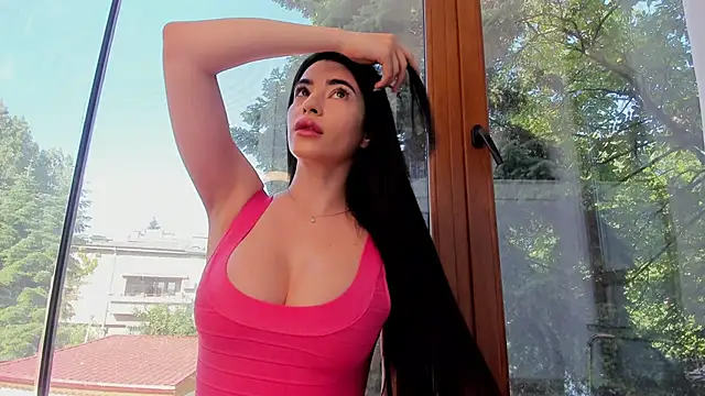 Snapshot of Naila18 chatting on May 2026 05:57:02 AM Naila18 online show from May 2026 05:57:02 AM