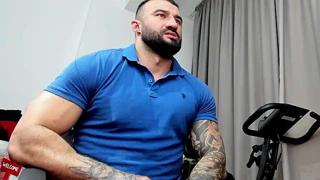 MuscleJohn online show from January 2025 01:00:02 AM