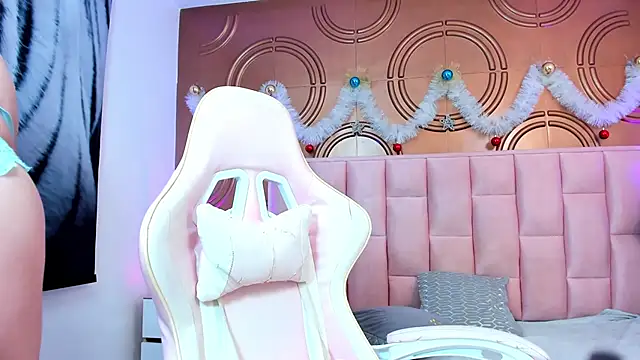 Snapshot of valeriaa19 chatting on January 2025 05:28:02 AM valeriaa19 online show from January 2025 05:28:02 AM