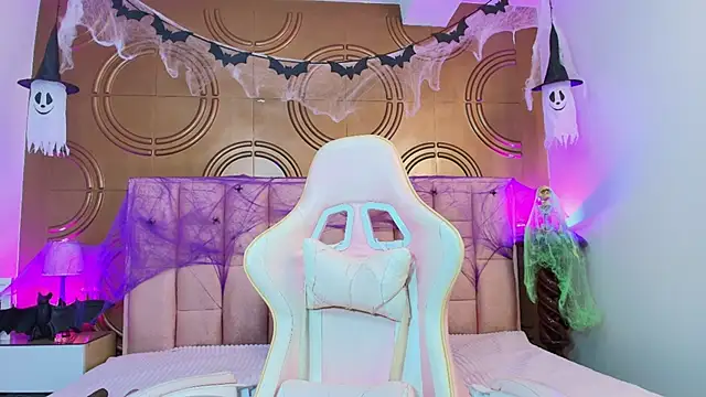 Snapshot of valeriaa19 chatting on October 2025 05:27:02 AM valeriaa19 online show from October 2025 05:27:02 AM