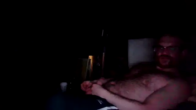 Snapshot of ryankurt5247 chatting on April 2026 01:31:01 PM ryankurt5247 online show from April 2026 01:31:01 PM