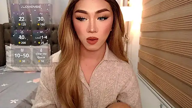 Snapshot of Local_Hoelyx chatting on December 2024 09:28:02 AM Local Hoelyx online show from December 2024 09:28:02 AM