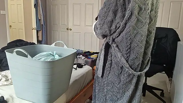 AmateurGuy23 online show from September 2025 02:34:01 AM