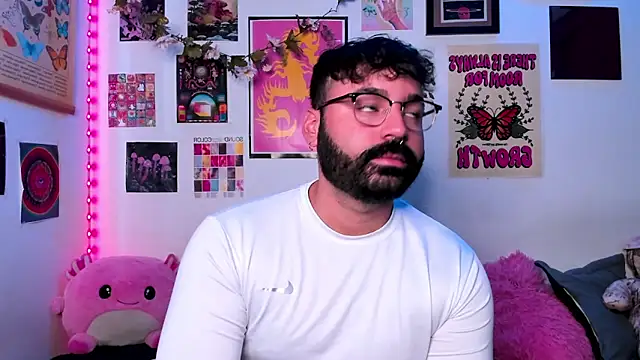 Snapshot of johnnyalx chatting on February 2026 07:17:02 PM johnnyalx online show from February 2026 07:17:02 PM