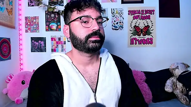 Snapshot of johnnyalx chatting on February 2026 07:18:01 PM johnnyalx online show from February 2026 07:18:01 PM