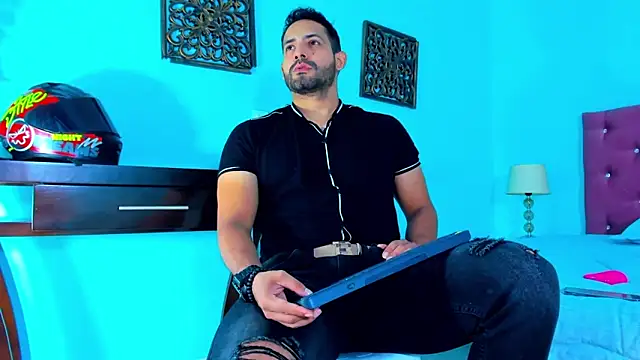 JorsMontero online show from February 2025 12:39:02 PM