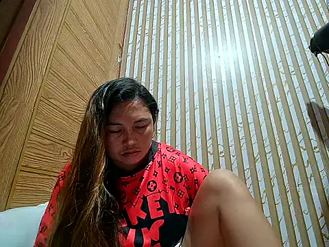 LalaiAsian online show from February 2026 05:31:01 PM