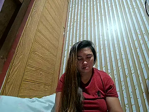 LalaiAsian online show from February 2026 10:41:02 PM