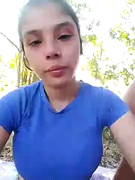 mariamac420 online show from January 2025 10:18:01 PM