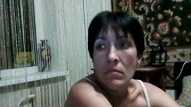 SunnyAmorre online show from July 2026 10:45:01 PM