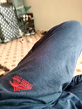 Snapshot of deshimund chatting on October 2025 05:00:02 AM deshimund online show from October 2025 05:00:02 AM