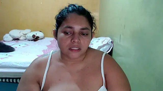 Snapshot of yulieth_bbw chatting on May 2026 01:14:02 AM yulieth bbw online show from May 2026 01:14:02 AM