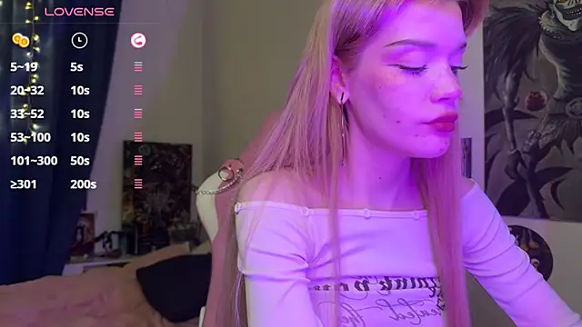 boobsybootie online show from March 2025 07:17:02 PM