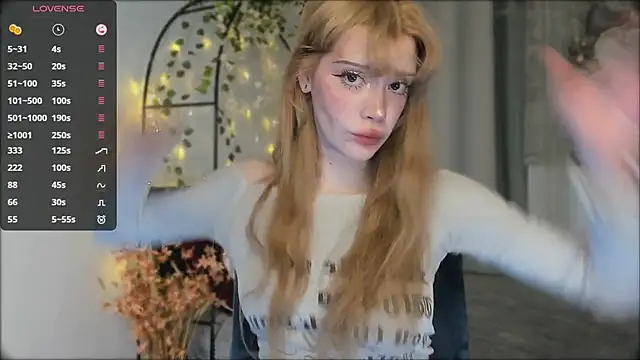 boobsybootie online show from April 2026 08:31:01 PM