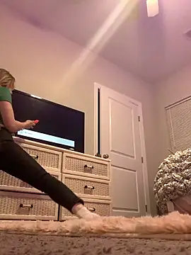 Snapshot of collegeslay chatting on February 2025 08:44:01 AM collegeslay online show from February 2025 08:44:01 AM