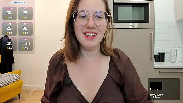 Snapshot of Charmy_Gracy chatting on June 2026 08:41:01 AM Charmy Gracy online show from June 2026 08:41:01 AM