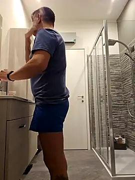 Snapshot of kekko-1982 chatting on December 2024 12:27:02 PM kekko-1982 online show from December 2024 12:27:02 PM