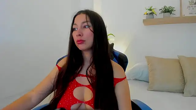 Snapshot of bella_99_ chatting on July 2026 12:07:02 PM bella 99 online show from July 2026 12:07:02 PM