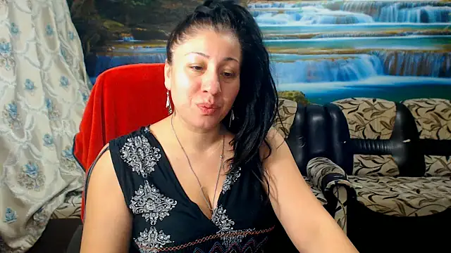Snapshot of MoistMady chatting on February 2026 04:42:01 AM MoistMady online show from February 2026 04:42:01 AM