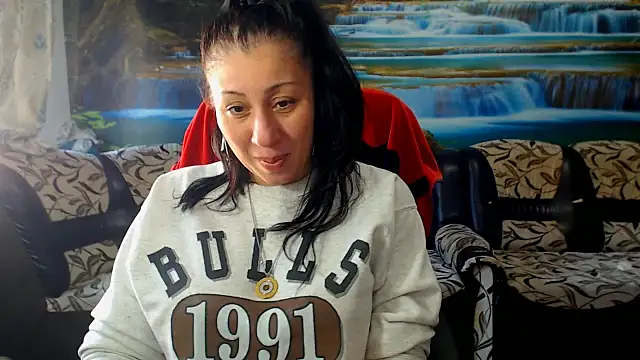 Snapshot of MoistMady chatting on February 2026 11:20:01 AM MoistMady online show from February 2026 11:20:01 AM