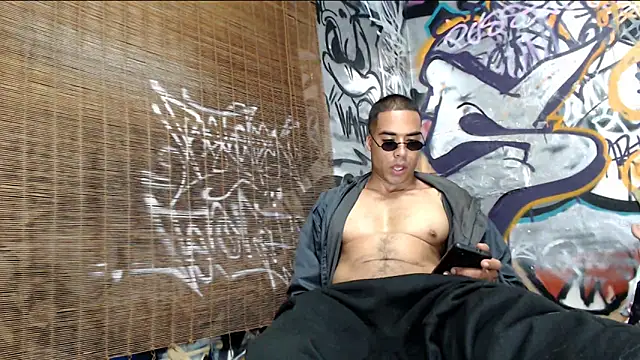 Justin Frank online show from March 2025 01:37:02 AM