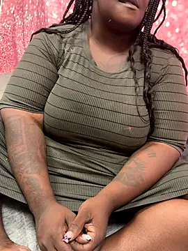 Snapshot of bbwkandi94 chatting on October 2025 05:24:02 PM bbwkandi94 online show from October 2025 05:24:02 PM