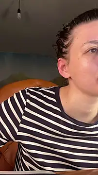 NinaVI online show from December 2024 05:54:02 PM