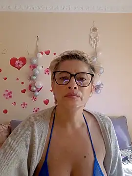 BellaBellaHot online show from October 2025 09:10:01 AM