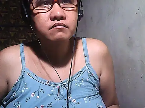 sweetsosie18 online show from February 2026 08:15:01 PM