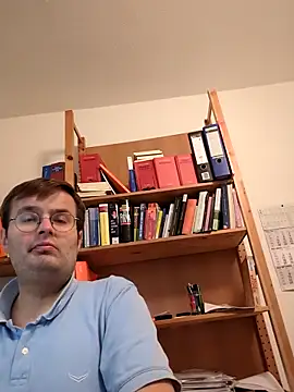 makau1 online show from September 2025 10:10:01 PM