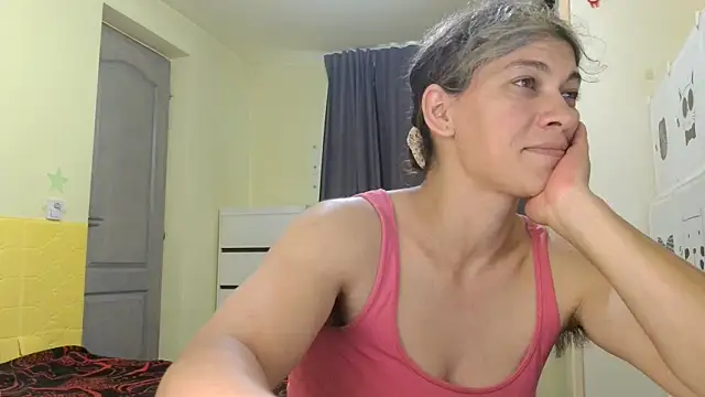Snapshot of MercyLove chatting on June 2026 01:26:01 PM MercyLove online show from June 2026 01:26:01 PM