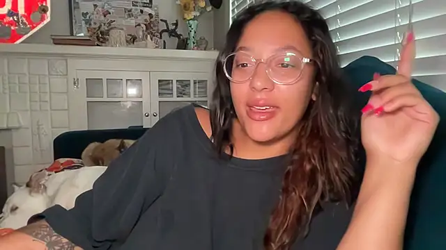 dreamyriri online show from June 2026 01:28:02 PM