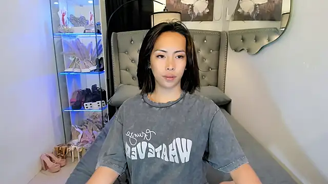 reighnempress online show from February 2026 12:50:02 AM