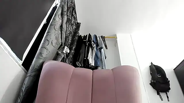 natalia hottman online show from October 2025 04:05:02 PM