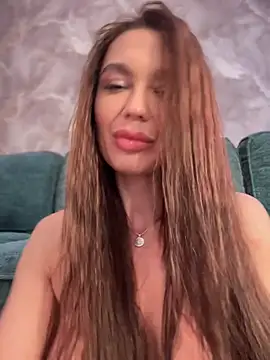 Snapshot of Emma_Catt chatting on February 2026 06:40:02 AM Emma Catt online show from February 2026 06:40:02 AM