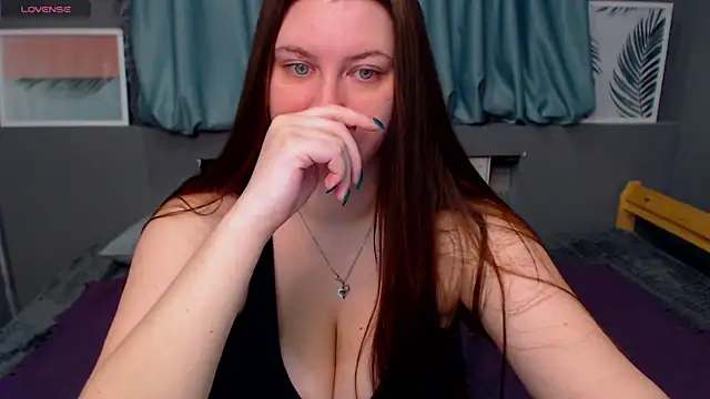 Snapshot of LiyaSilve chatting on January 2025 01:39:02 AM LiyaSilve online show from January 2025 01:39:02 AM