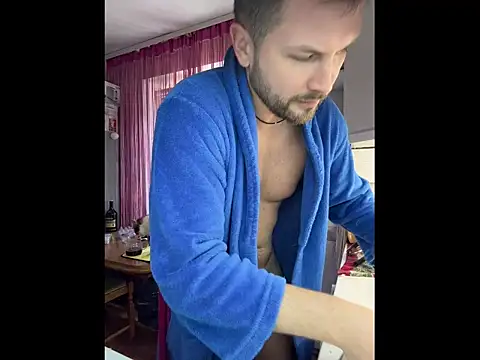 Snapshot of MartinBrandon chatting on June 2026 11:34:01 AM MartinBrandon online show from June 2026 11:34:01 AM