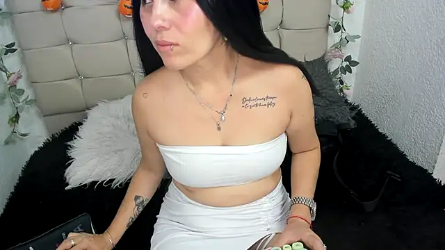 Tania mature online show from October 2025 05:26:02 PM