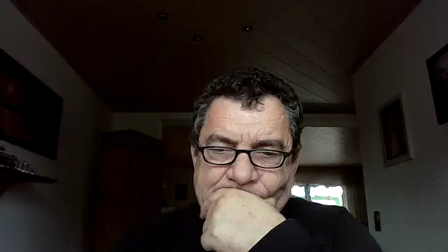 Snapshot of Nobbie444 chatting on November 2025 10:36:01 AM Nobbie444 online show from November 2025 10:36:01 AM