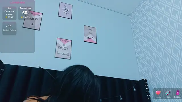 colombiamommy online show from November 2025 12:15:02 PM