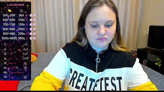 Snapshot of AlanaBrox chatting on January 2025 09:44:02 AM AlanaBrox online show from January 2025 09:44:02 AM