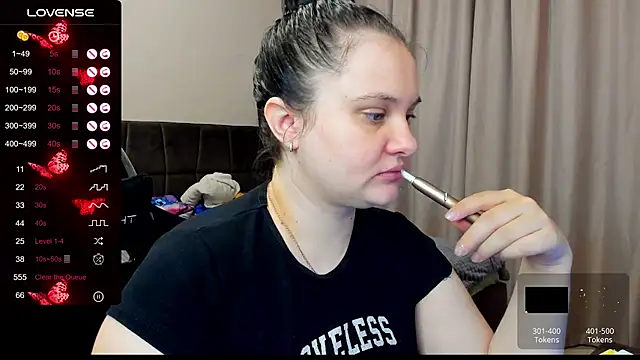 AlanaBrox online show from November 2025 01:33:02 PM