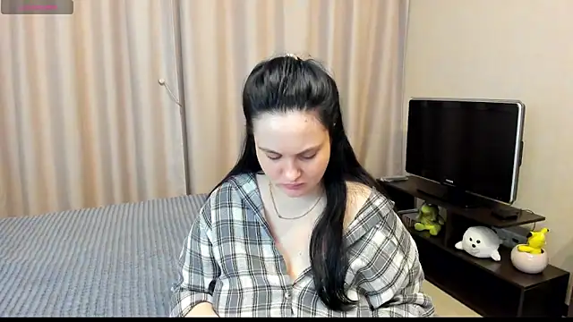 Snapshot of AlanaBrox chatting on May 2026 09:21:01 PM AlanaBrox online show from May 2026 09:21:01 PM