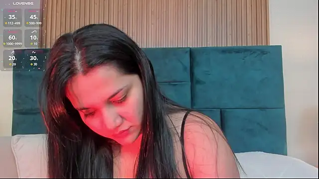 Snapshot of Kareena_chopra chatting on July 2026 12:19:02 PM Kareena chopra online show from July 2026 12:19:02 PM