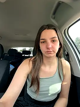 Snapshot of DoriDeluxe66 chatting on November 2025 09:53:01 AM DoriDeluxe66 online show from November 2025 09:53:01 AM