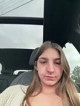 Snapshot of DoriDeluxe66 chatting on February 2026 04:14:02 PM DoriDeluxe66 online show from February 2026 04:14:02 PM