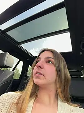 Snapshot of DoriDeluxe66 chatting on February 2026 10:49:02 AM DoriDeluxe66 online show from February 2026 10:49:02 AM