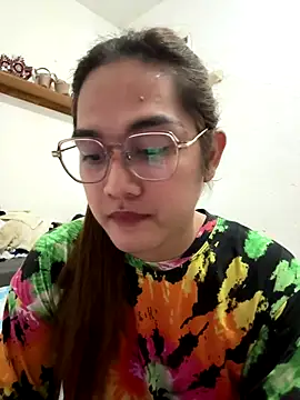 Snapshot of MarieLoveGlamorous chatting on October 2025 06:16:02 PM MarieLoveGlamorous online show from October 2025 06:16:02 PM